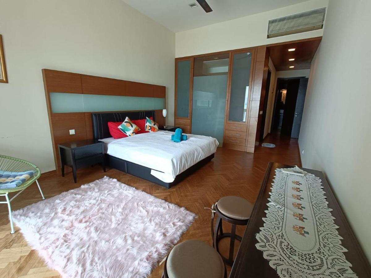 Straits Quay Marina Suites Penang By Aurorahomes Bagan Jermal Exterior foto