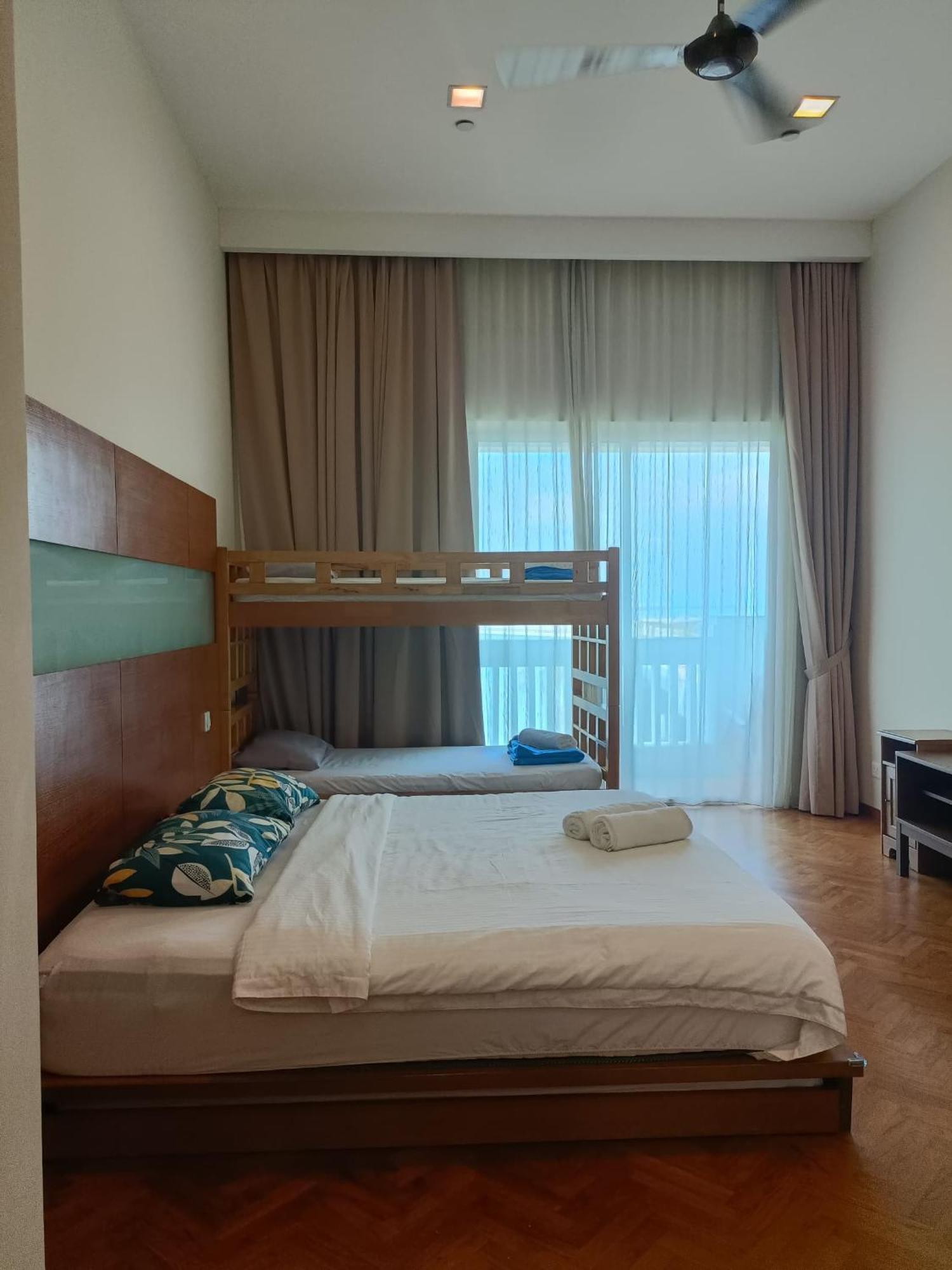 Straits Quay Marina Suites Penang By Aurorahomes Bagan Jermal Exterior foto