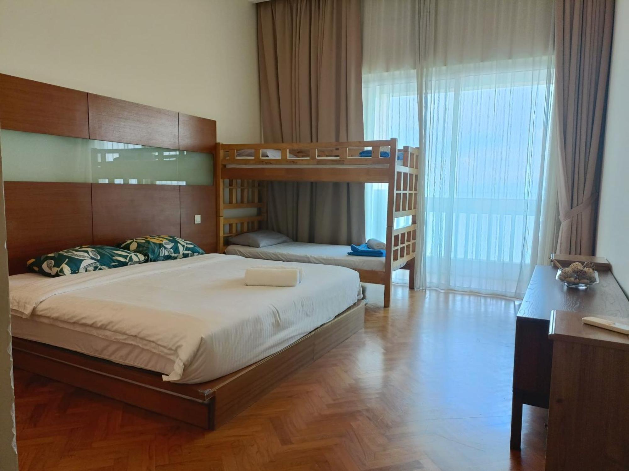 Straits Quay Marina Suites Penang By Aurorahomes Bagan Jermal Exterior foto